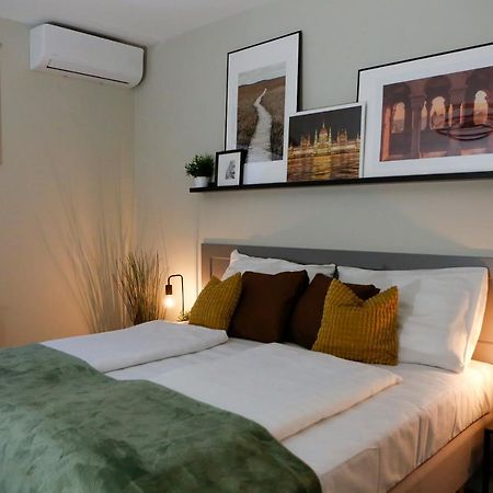 Akacfa Holiday Apartments Budapest Bagian luar foto